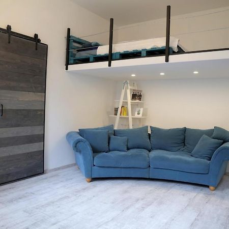 Sweety Blue Apartman Near Oktogon بودابست المظهر الخارجي الصورة